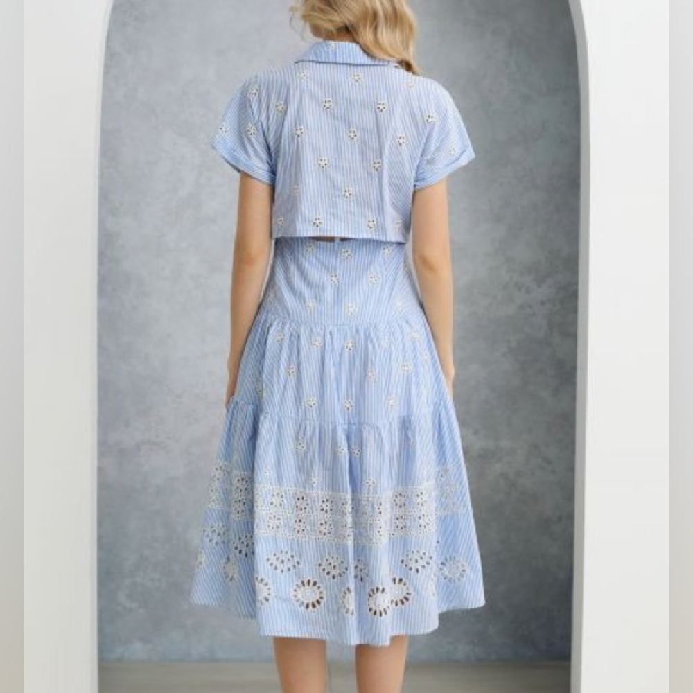 Blue Striped Eyelet Dress NWT - Picture 7 of 10